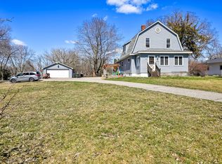 230 Cedar St W, Annandale, MN 55302