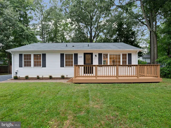 1228 Avalon Blvd, Shady Side, MD 20764