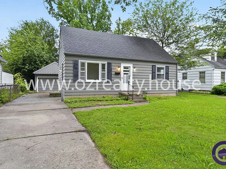 1703 Heatherdowns Blvd — Photo 13