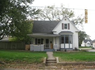 317 S Washington St, Sullivan, IL 61951