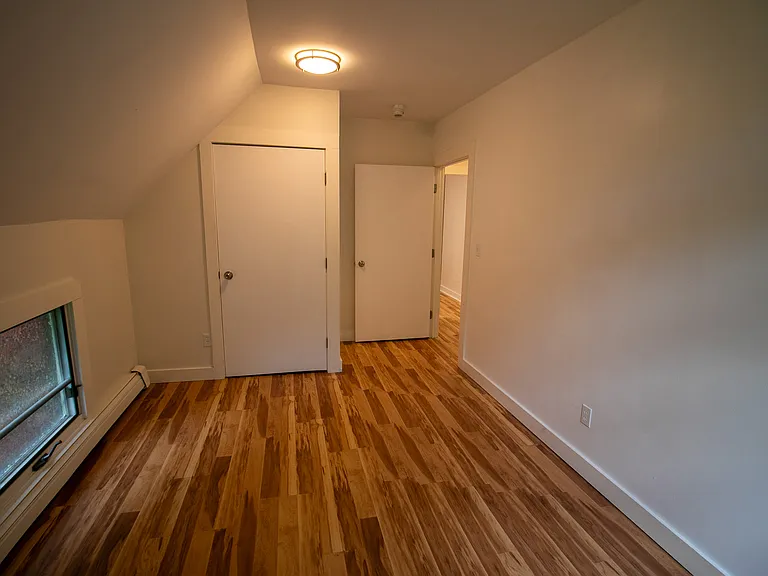 1600 Spring Valley Rd — Photo 14