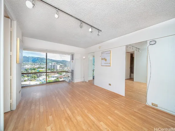 1750 Kalakaua Ave APT 1110, Honolulu, HI 96826