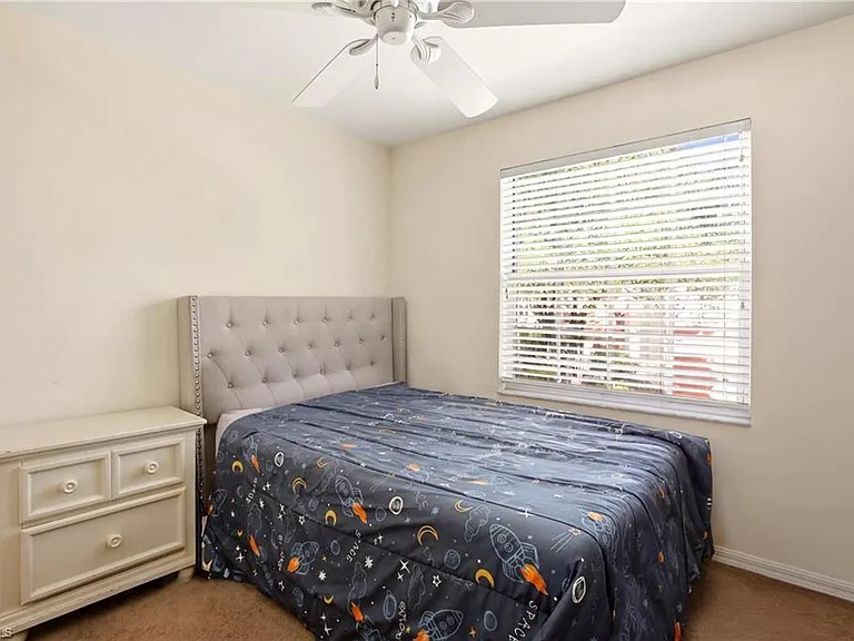 505 Windsor Sq #201 — Photo 32
