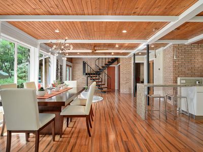 5809 Hansen Rd, Edina, MN, 55436
