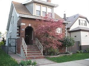 All Brick Classic Cape Cod 