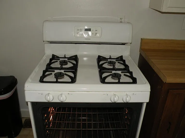 105 S Pine St — Photo 10