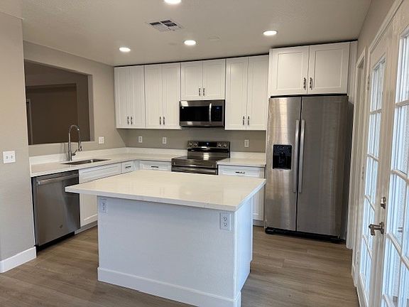 3rd image of 11328 E Emelita Ave