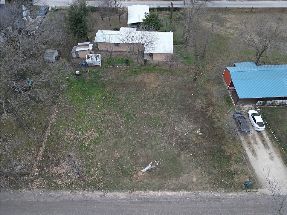 1st image of Ross St