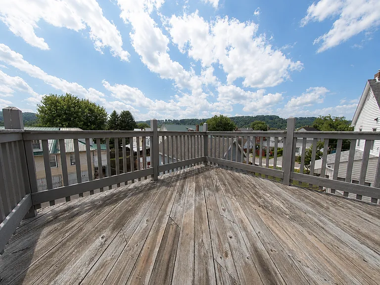903 Johnston Ave #B — Photo 8