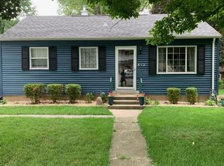 512 Elmhurst Ave, Valparaiso, IN 46385