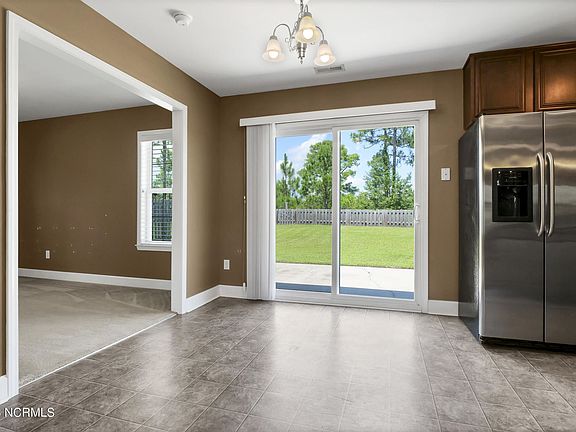 5th image of 238 Belvedere Dr