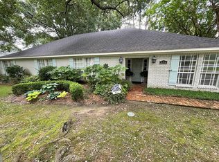 2710 Birchwood Dr, Monroe, LA 71201