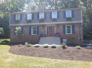 3000 Northampton Dr, Allison Park, PA 15101