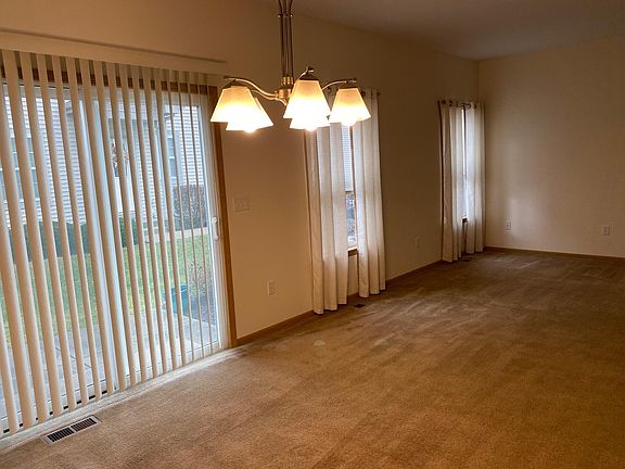 5th image of 855 Parker Dr #C