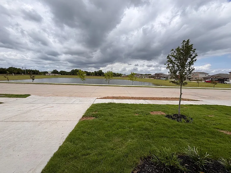 837 Wild Rye Cir — Photo 3