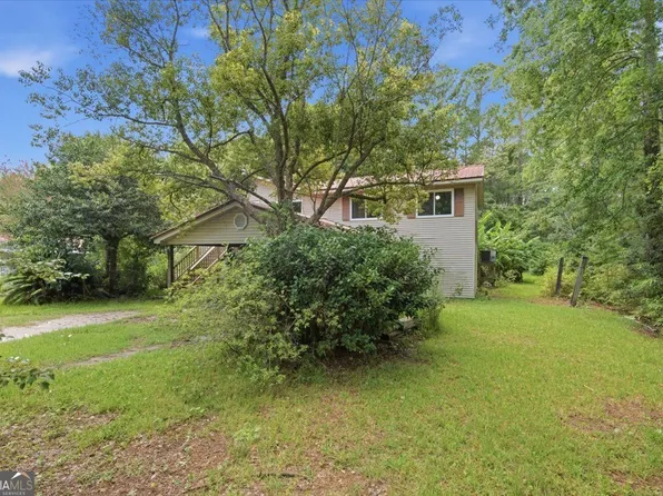 1425 Blythe Island Dr, Brunswick, GA 31523