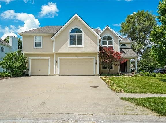 2nd image of 3100 S Redtail Dr