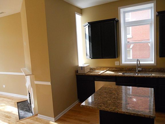 5th image of 4042 S Wabash Ave APT 2