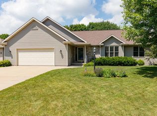W6072 Cornflower Dr, APPLETON, WI 54915