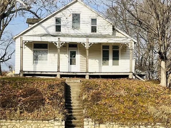 1805 Howard St, Saint Joseph, MO 64501