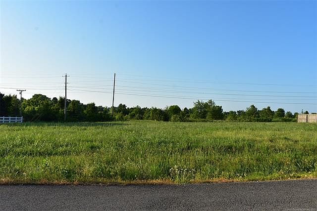 1st image of 18018 W Dusty Ave
