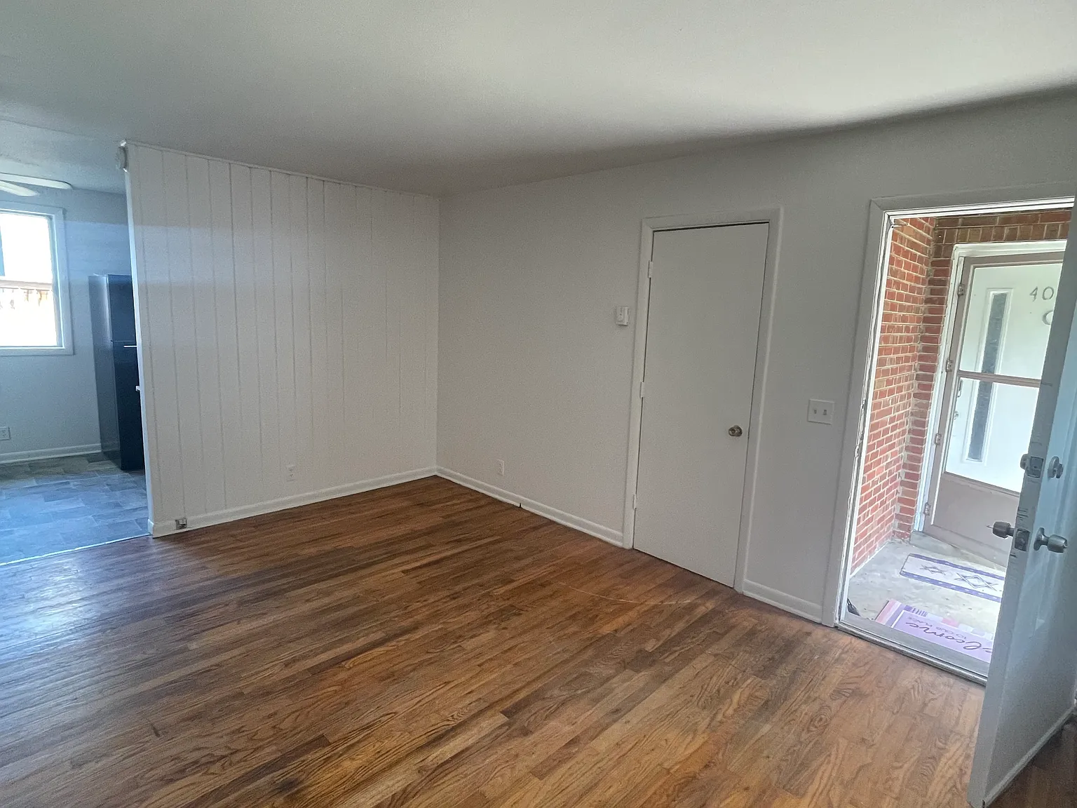 2 bed, 925 sqft, $1,449 — Photo 4