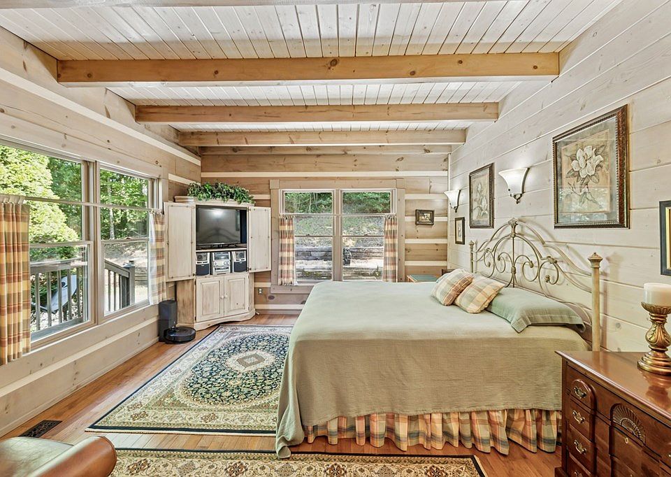 22nd image of this home