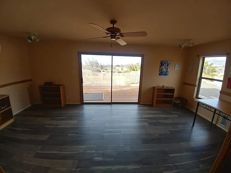 438 Desert Lakes Rd — Photo 6