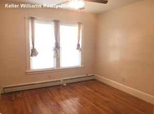 204-206 Oakland Ave #2, Providence, RI 02908