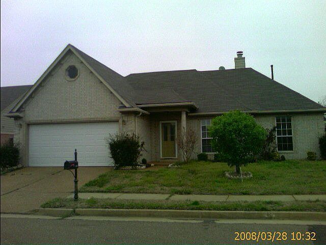 7116 Fernbank