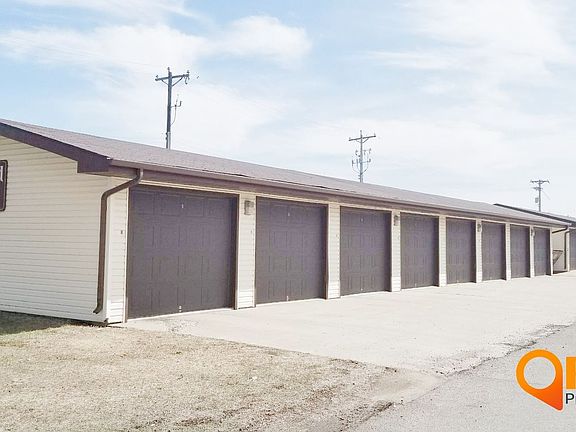 2nd image of 1408 Oak Manor Ave S #105