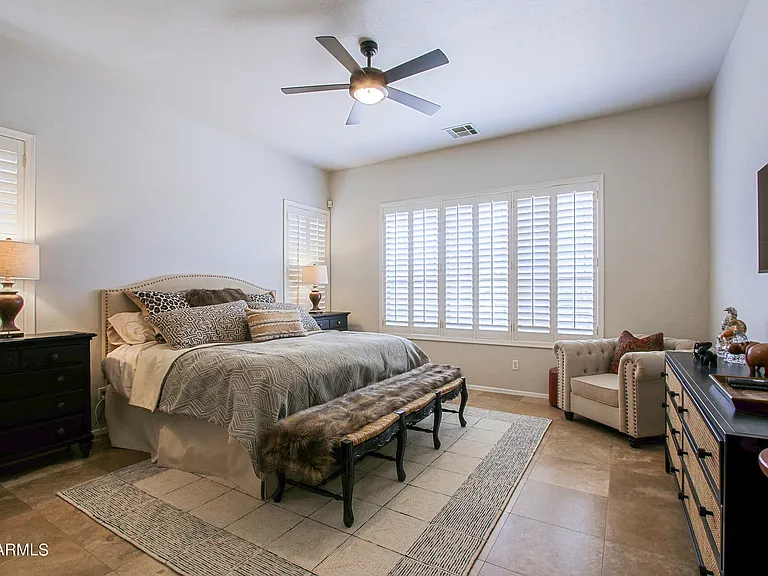 9616 E Chuckwagon Ln — Photo 31