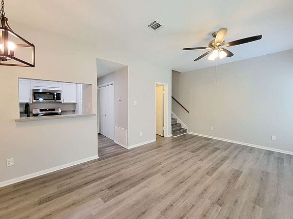 5th image of 8299 Cambridge St APT 1406
