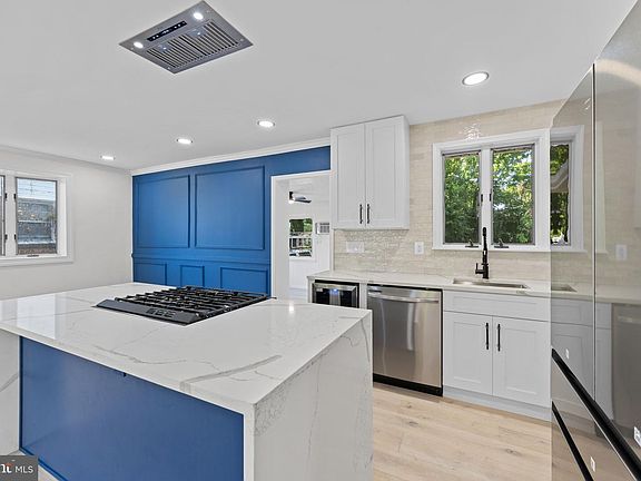 5th image of 2523 Shadyside Ave