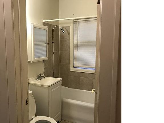 2nd image of 2512 26th Ave N #2
