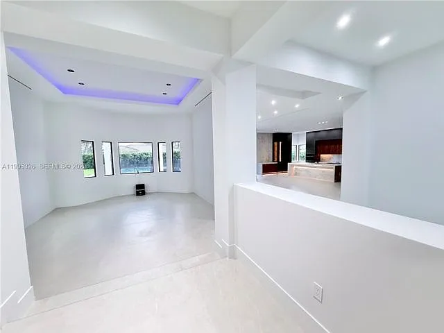 19880 SW 134th Ave — Photo 14