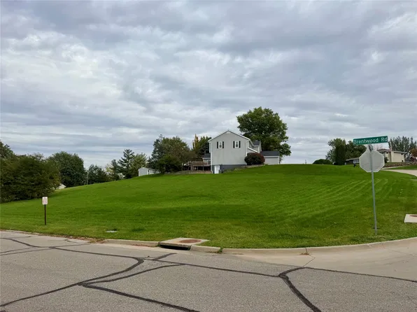 502 Brentwood Rd, Marshalltown, IA 50158