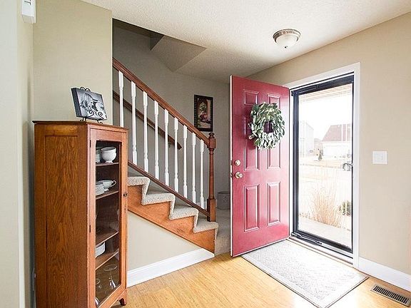 2nd image of 10419 Stonecrest Dr