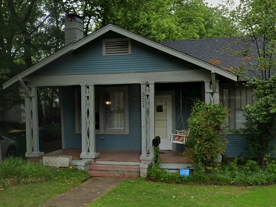 321 Brown St