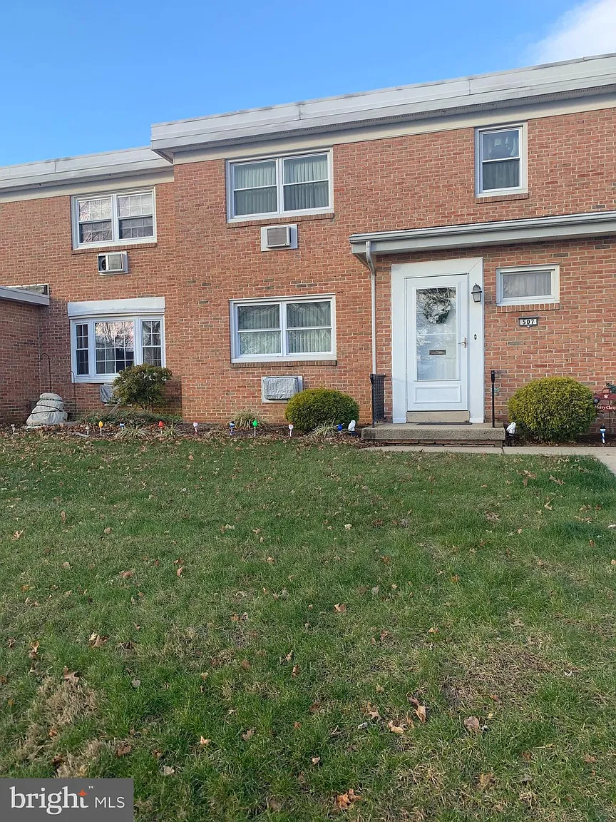 507 Mifflin Blvd photo 1
