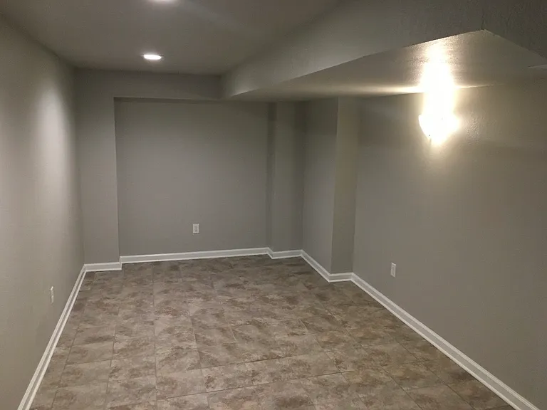 760 Sheridan Rd — Photo 12