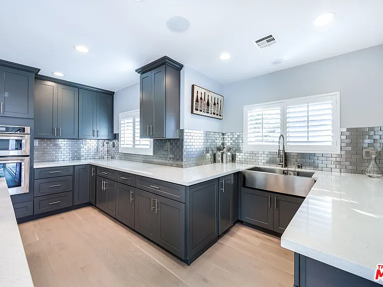 3490 Wonder View Pl — Photo 19