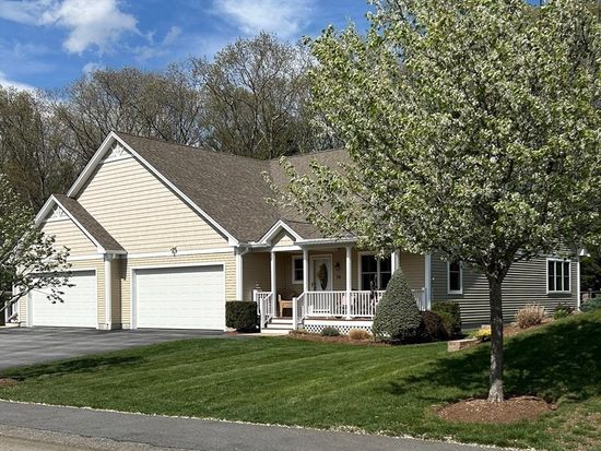 74 Virginia Dr #74, Leicester, MA 01524