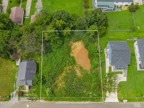3317 Johnston St, Knoxville, TN 37921