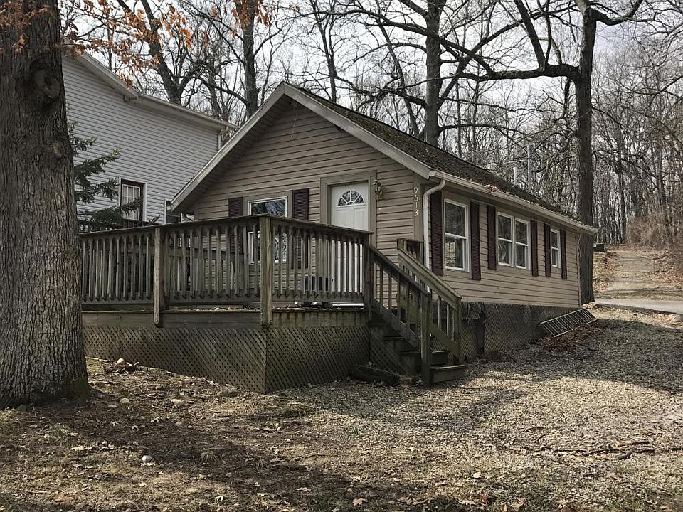1st image of 9613 Hillsdale Dr