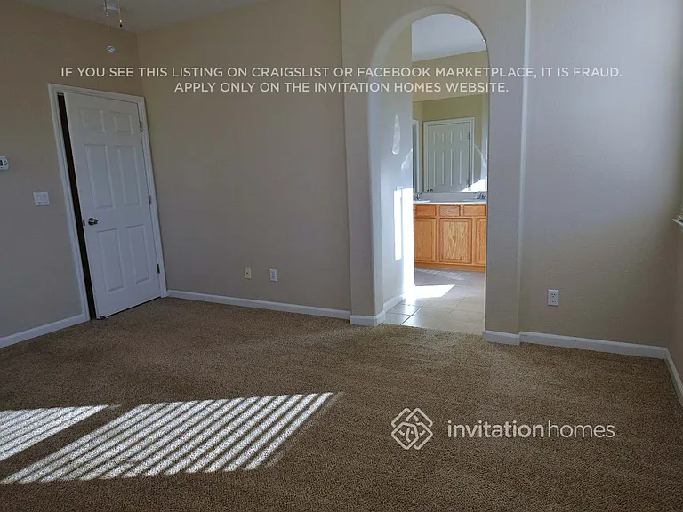 8252 Grisham Way — Photo 16