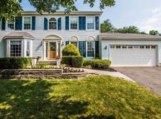 31 Driftwood Dr, Howell, NJ 07731