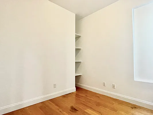 Rented by Tungsten Properties | media 22