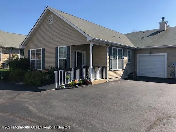 16 Winkle Ct photo 1