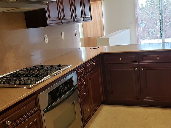 2nd image of 5267 E Geary St